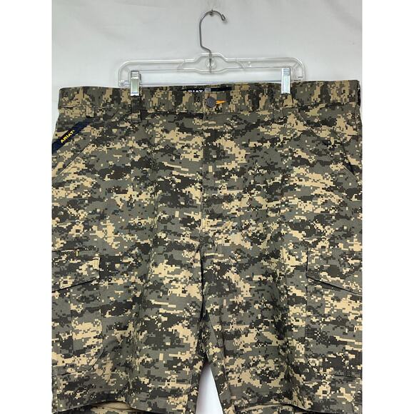 NWOT Ariat Men's Size 42 Camo Rebar M4 Relaxed Fit Straight Cargo Denim Shorts - Picture 5 of 12
